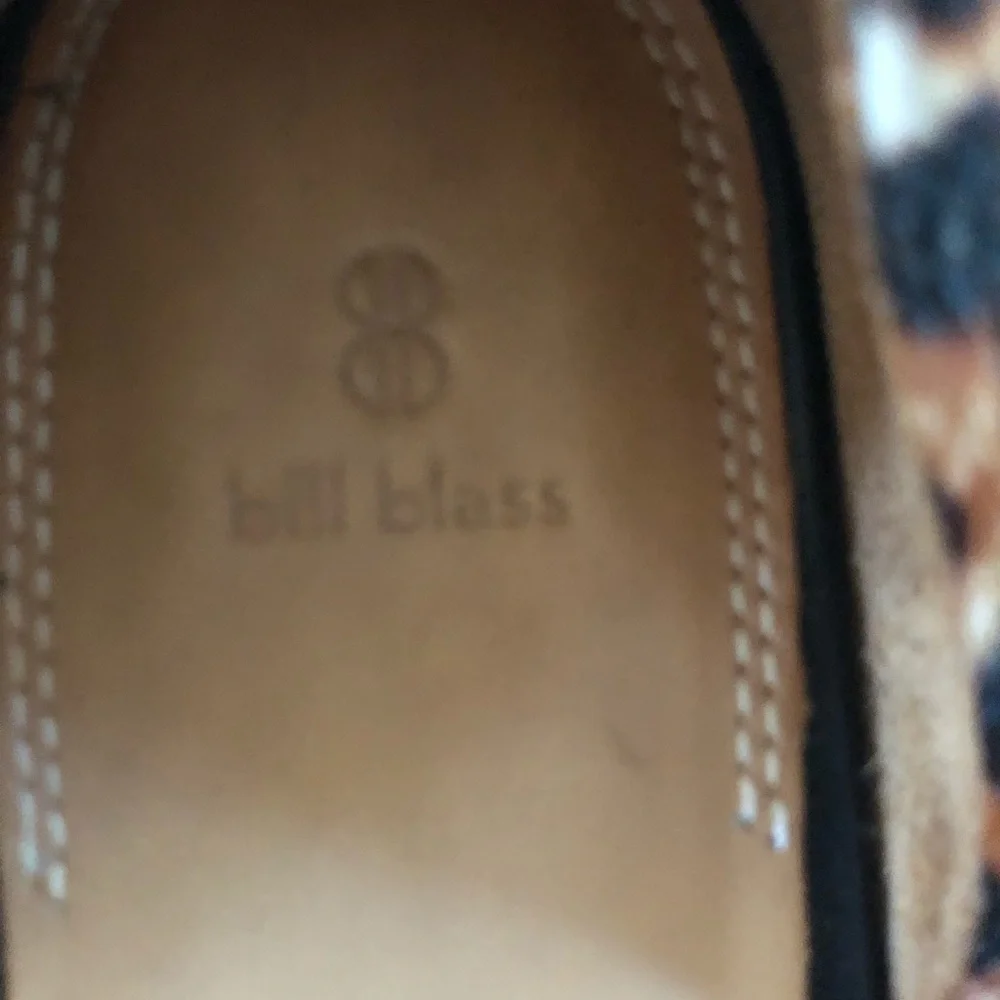 Bill Blass Leopard Calf Hair Sybil Flats 7.5 Animal Print Casual Bohemian Chic